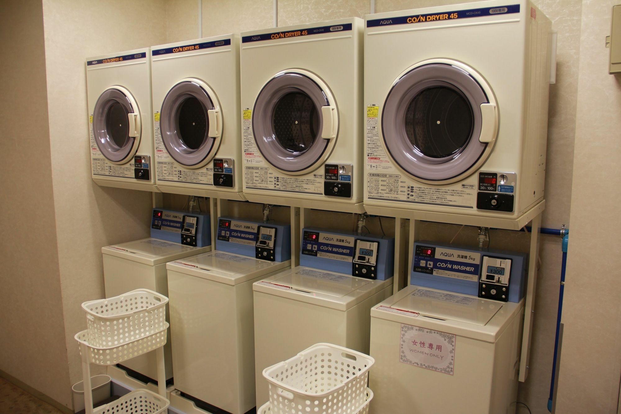 Hotel Livemax Budget Kagoshima Buitenkant foto