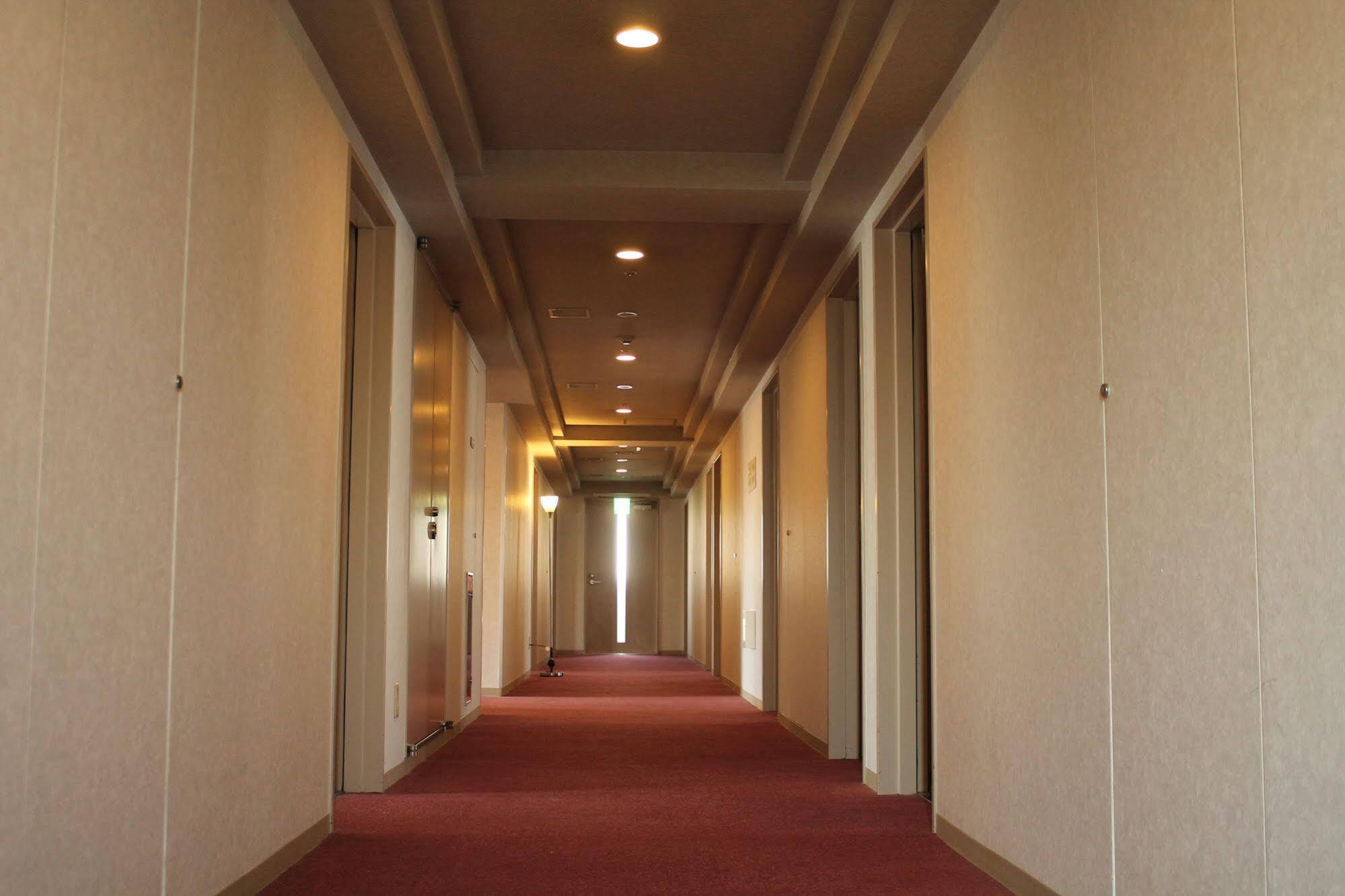 Hotel Livemax Budget Kagoshima Buitenkant foto