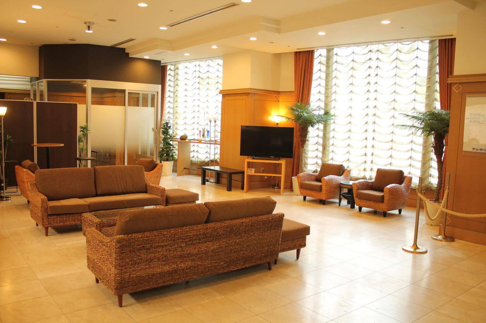 Hotel Livemax Budget Kagoshima Buitenkant foto