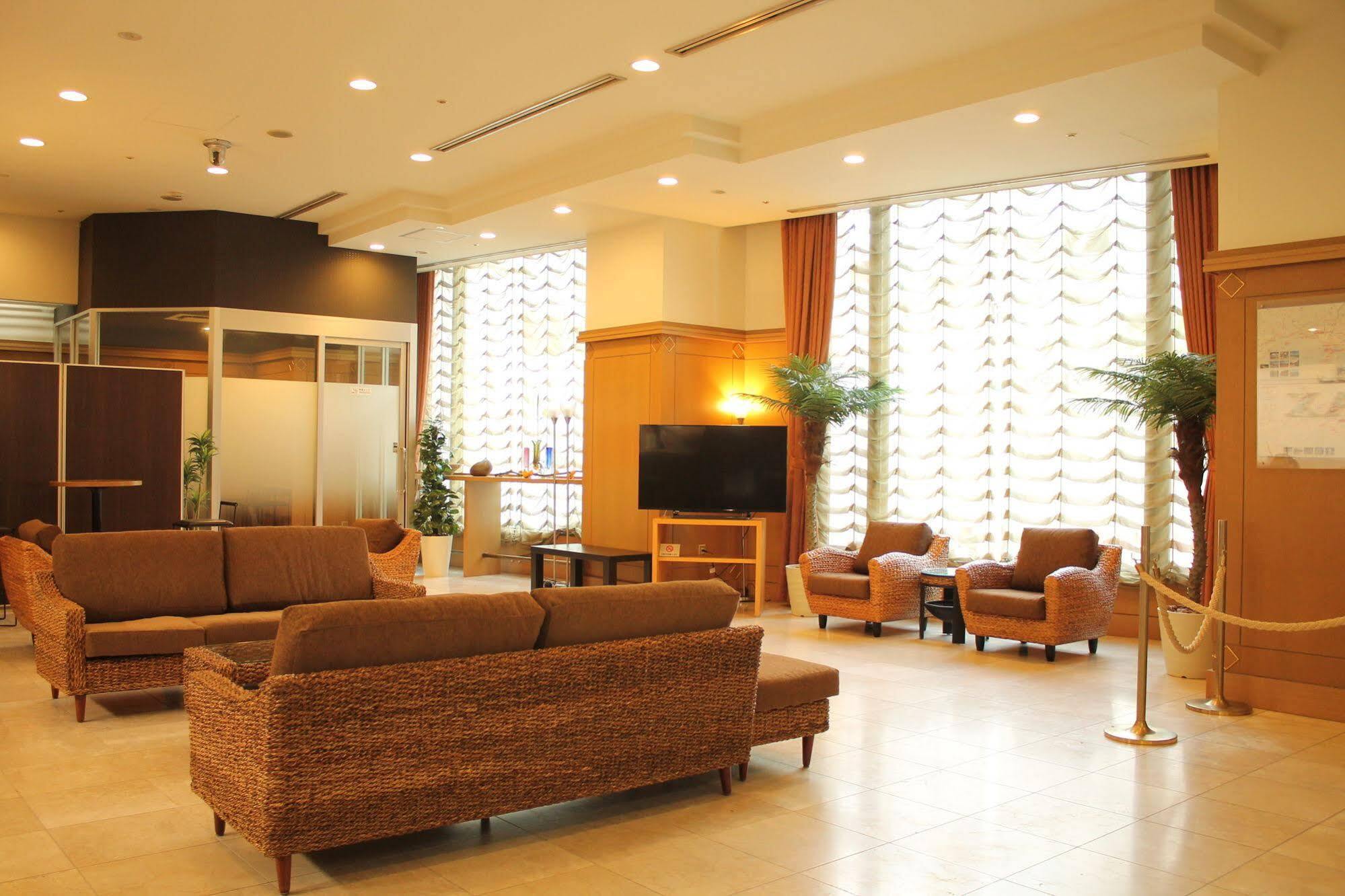 Hotel Livemax Budget Kagoshima Buitenkant foto